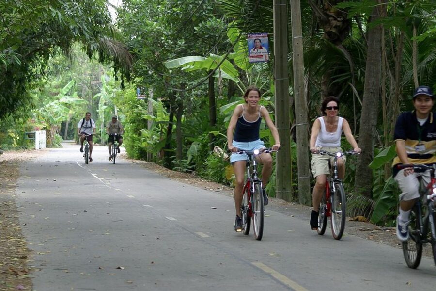 Colors Of Bangkok: 4-Hour Small Group Bike Tour - Muay Thai at a local gym: practice, not performance