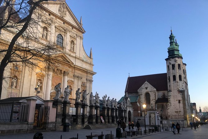 Complete Cracow Bike Tour (small group of maximum 15 people!) - Guides: what makes the experience feel personal (and what can go wrong)