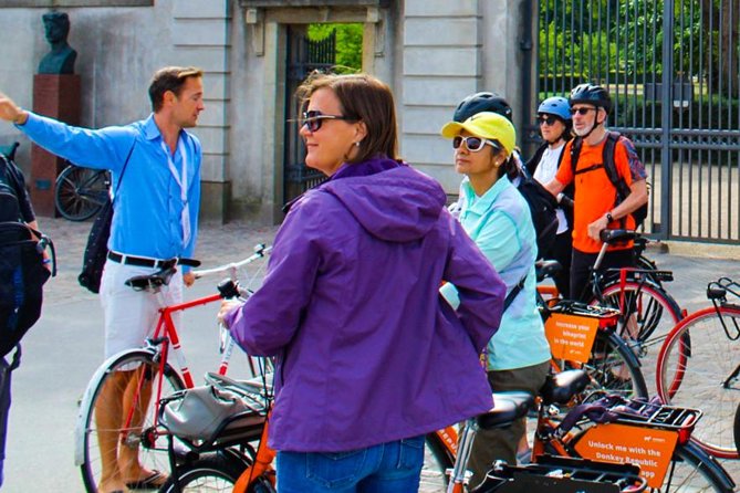 Copenhagen: 2-hour City Highlights Bike Tour - Getting Oriented at Holbergsgade 12