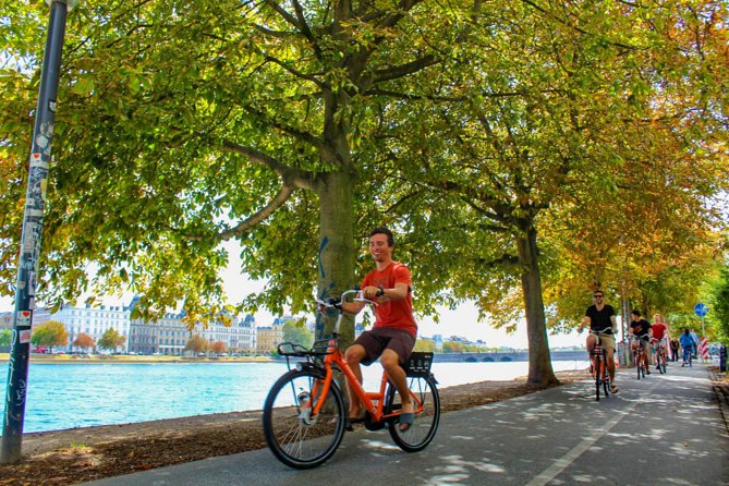 Copenhagen: 2-hour City Highlights Bike Tour - Nyboder: Colorful Streets and Neighborhood Texture
