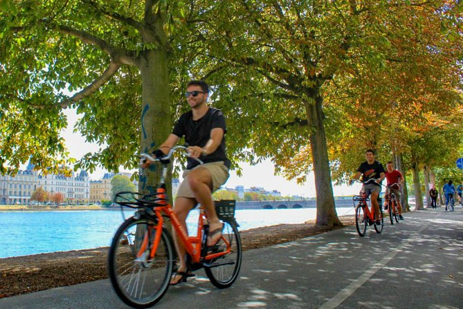 Copenhagen: 3 Hour Private Bike Tour - Rosenborg Castle: a royal stop that doesn’t eat your whole day