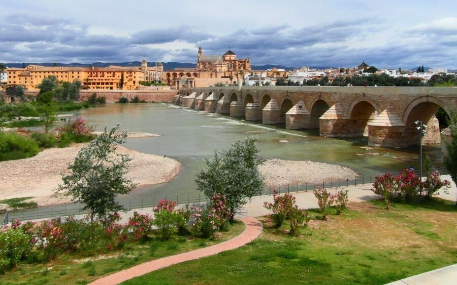 Cordoba: Electric Bike Tour - Why an electric bike works so well in Cordoba