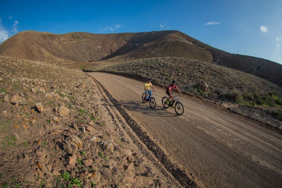 Corralejo: E-Bike Rental with Map to Popcorn Beach - Key points at a glance