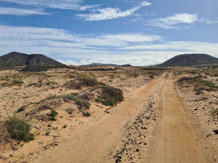 Corralejo: E-Bike Rental with Map to Popcorn Beach - Stop 1: the ride to Popcorn Beach (about 20 minutes)