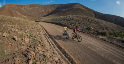 Corralejo: E-Bike Rental with Map to Popcorn Beach - The “easy to follow” route: how navigation feels on the ground