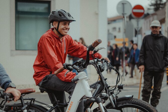 Cycle Sintra’s Wonders – EBike Tour - Fonte da Sabuga: bring an empty bottle and fill up