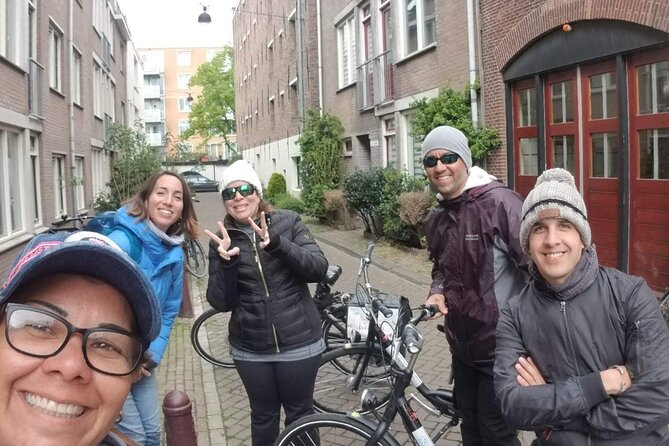 Daily group bike tour in Spanish. - Anne Frank House Area: A Short Stop With Big Context