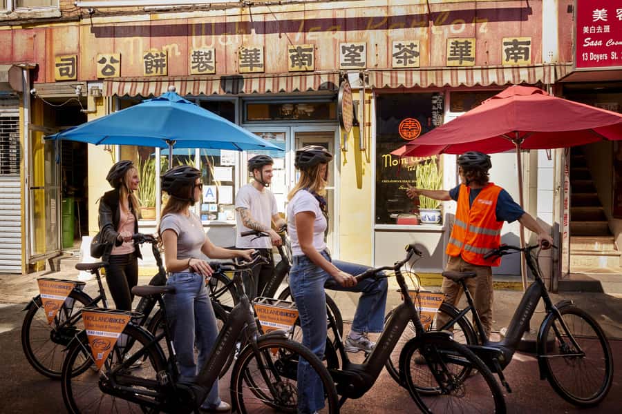 Downtown Bike Tour with Stylish Dutch Bikes or E-bikes! - Entering The Tour: Where It Starts and How It Feels