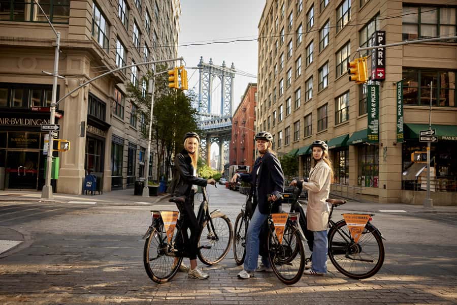 Downtown Bike Tour with Stylish Dutch Bikes or E-bikes! - Classic Bike vs E-Bike: When the Motor Is Worth the Extra