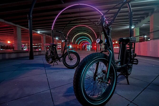 Downtown Dallas Night Sightseeing 2 Hour E-Bike tour - Key highlights at a glance