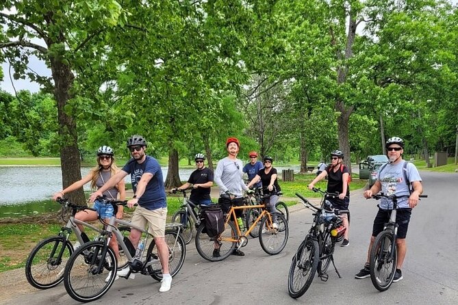 Downtown Nashville's Hidden Gems E-bike Tour - Gibson Garage and Printer’s Alley: Music History Meets Nightlife Atmosphere