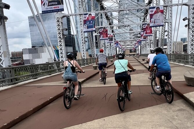 Downtown Nashville's Hidden Gems E-bike Tour - Lower Broadway and the Honky-Tonk Glide