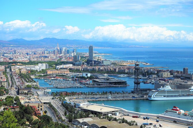 E-Bike Barcelona Highlights & Park Guell in Small Group - Eixample: Cerdà’s Grid and Gaudí’s Favorite Neighborhood
