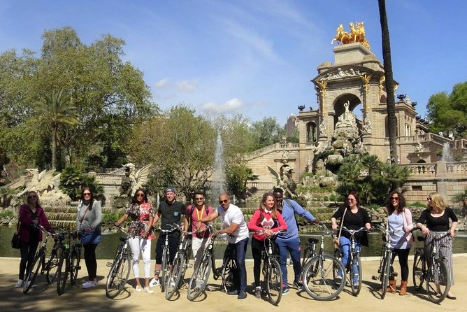 E-Bike Barcelona Highlights & Park Guell in Small Group - Hills, Pace, and Safety: What Your Ride Feels Like