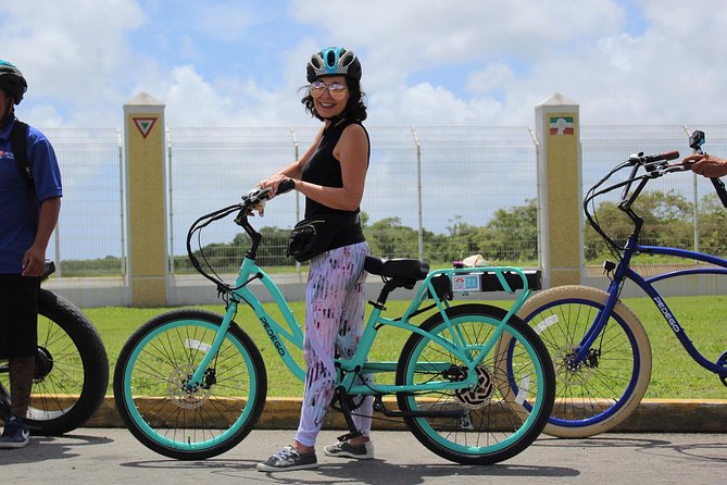 E-Bike City Tour though Cozumel & Taco Tasting Tour - Bike setup and e-bike reality checks (before traffic gets spicy)