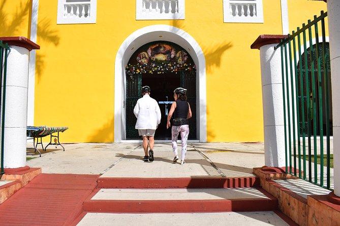 E-Bike City Tour though Cozumel & Taco Tasting Tour - Meeting at Beach Bum Cozumel: where the day starts