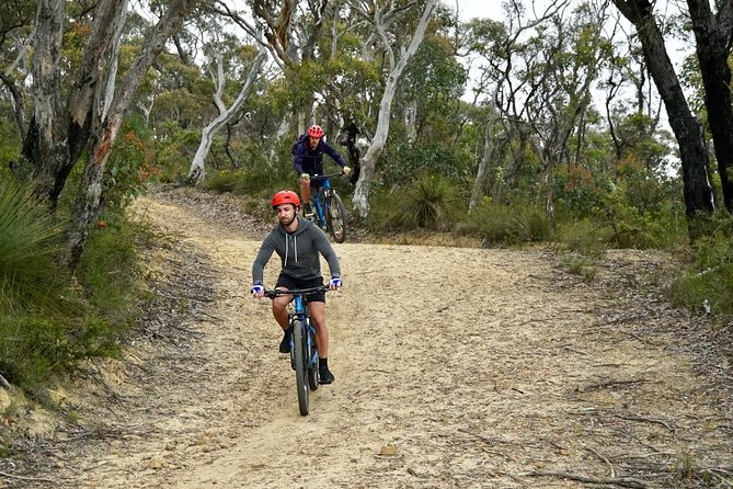 E-bike (electric) - Blue Mountains - Hanging Rock - SELF-GUIDED Hire Service - Meeting Sam in Blackheath and getting your e-bike ready