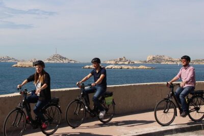 E-Bike Rental in Marseille with our brand new Virtual Guide !! - Starting at 25 Quai de Rive Neuve: smooth handoff and what to bring