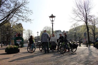 E-Bike Tour, Amsterdam's Highlights and Hidden Gems - Where to Start at Mike’s Bike Tours (and how to get ready)