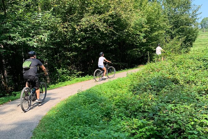 E-bike tour Bergamo - Meeting at Nido famiglia (and how the day stays easy)