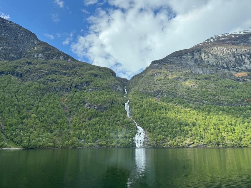 E-bike Tour in Geiranger, Norway - Where You Start: Joker Shop by the Port, Green Jackets, and Timing
