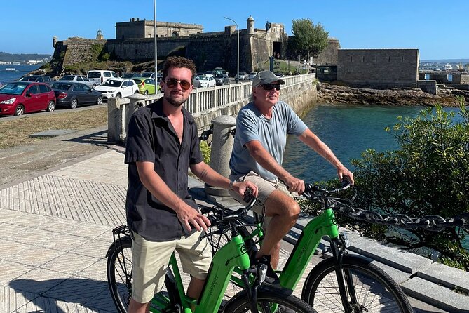 E-bike Tour La Coruña - The Paseo Marítimo: where the ride becomes the attraction