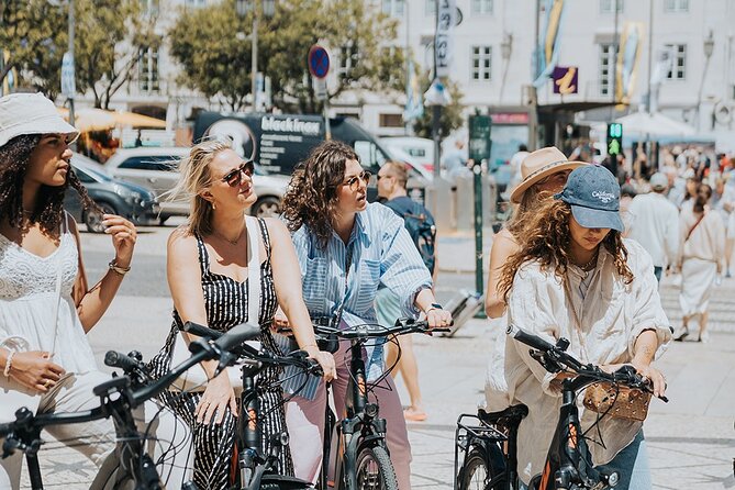 E-bike Tour Lisbon Essential - Feira da Ladra Market Stop: Market Energy on Tuesdays and Saturdays
