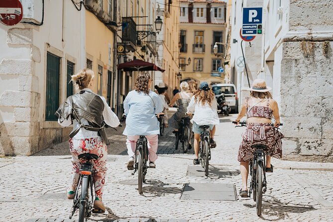 E-bike Tour Lisbon Essential - Praca do Comercio and Baixa Lisbon: The Grand Streets and the Big Square