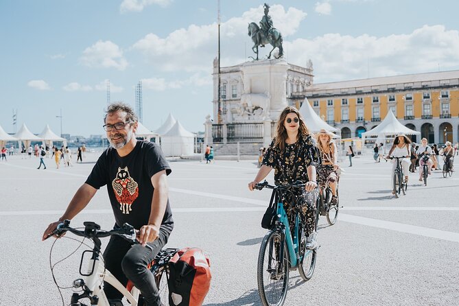E-bike Tour Lisbon Essential - Bosch E-Bikes and Helmets: Why This Tour Works Even When Hills Don’t