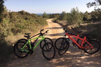 E-Bike Tour: Sete Vales Suspensos Trail (Marinha and Benagil) - Where you start: The Rustic Restaurant in Lagoa