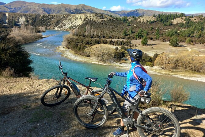 ebike tour lake Dunstan wine tasting - Small Group, Real Safety: Why This Feels More Professional