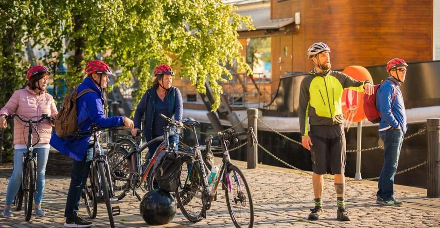 Edinburgh: Sightseeing Bike Tour - Standard Bike vs E-Bike: Choose Based on Hills and Wind