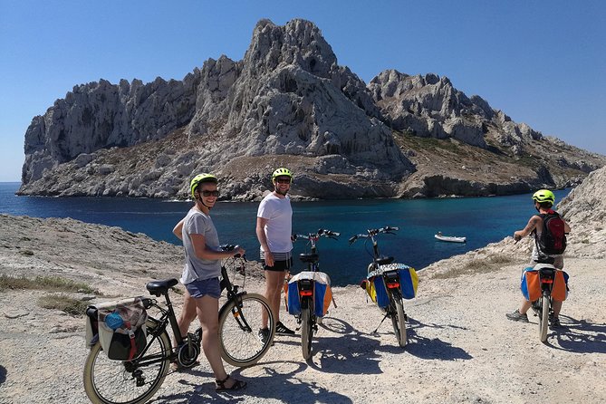 Electric Bike Tour to the Calanques from Marseille - Palais du Pharo and Notre-Dame de la Garde: Two Views That Give You the City