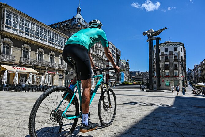 Electric bike tour with optional pick-up for cruisers - Casco Vello: old Vigo, living stories, and a view from the olive tree