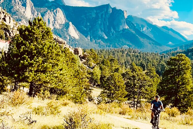 Estes Park Guided E-Bike Tour - A 2-hour e-bike circuit that keeps you moving