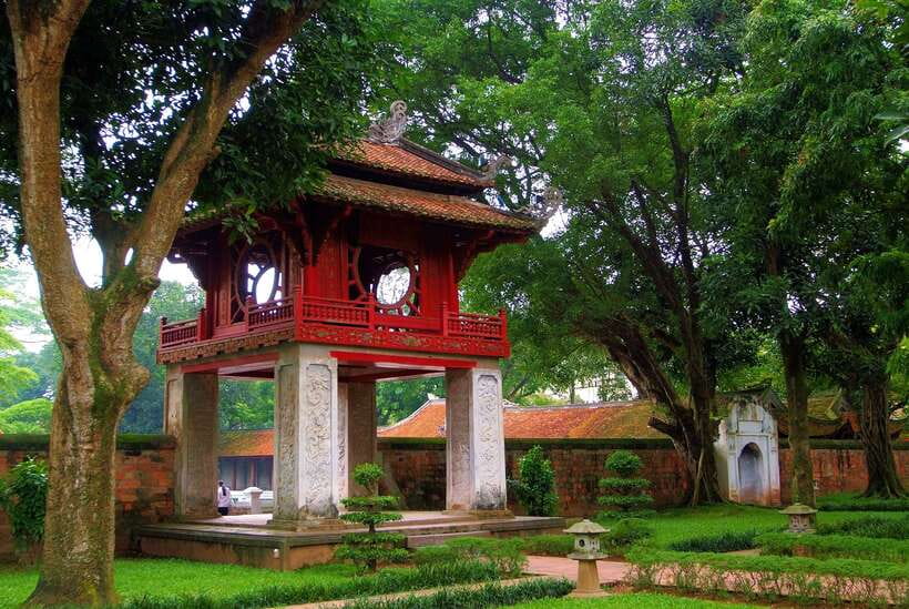 Explore Hanoi Old City By Cycling Tour With Small Groups - Meeting point in Hanoi Old Quarter: 20 Hang Muoi or 24 Hoi Vu
