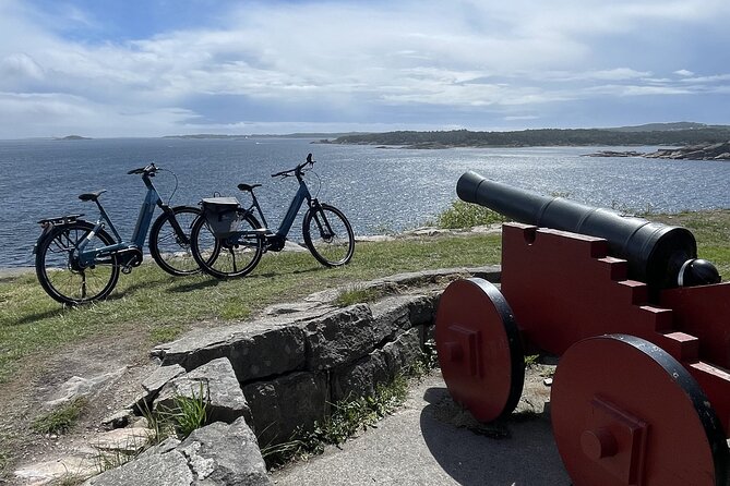 Fantastic E-bike Tour with the best views in Kristiansand - Oddernes Church and the Old Farm Ride by the Otra River