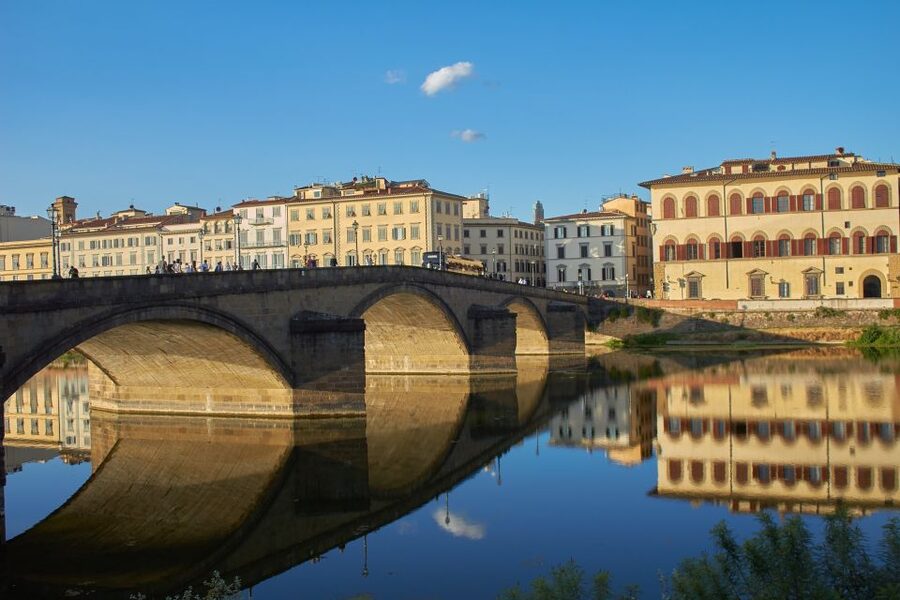Florence: 2-Hour Guided Sightseeing Bike Tour - Shared vs private: choose the experience that matches your comfort
