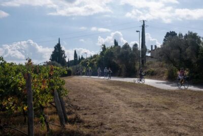 Florence: Chianti E-Bike Tour with Tuscan Lunch & Winery - Photo stops and quiet roads: the scenery is the main event