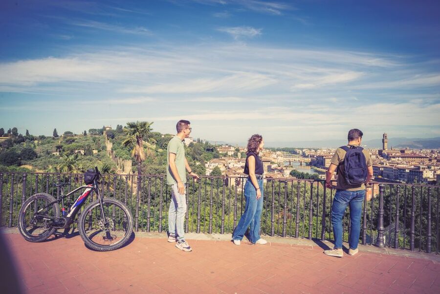 Florence: Guided Electric Bike Tour with Gelato - Piazzale Michelangelo stop: the Florence view you’re paying for