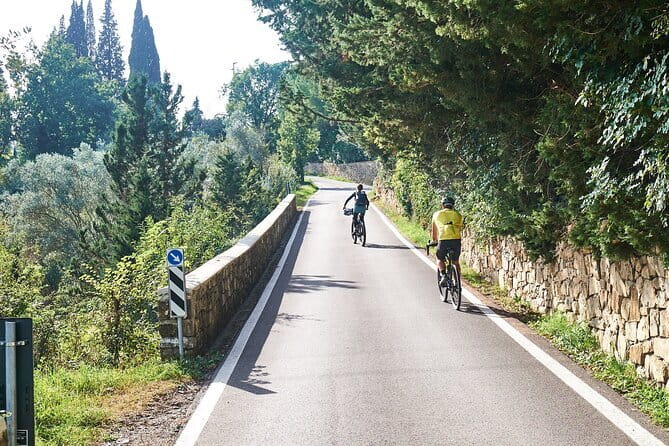 Florence Hills E-Bike Tour with Gelato Tasting - Stop 3: Villa Pian dei Giullari and the quieter side of Florence
