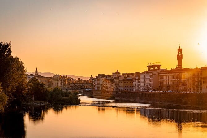 Florence Night Bike Tour with Wine and Aperitivo Picnic included - The Piazzale Michelangelo hill: the view payoff (and the one reality check)