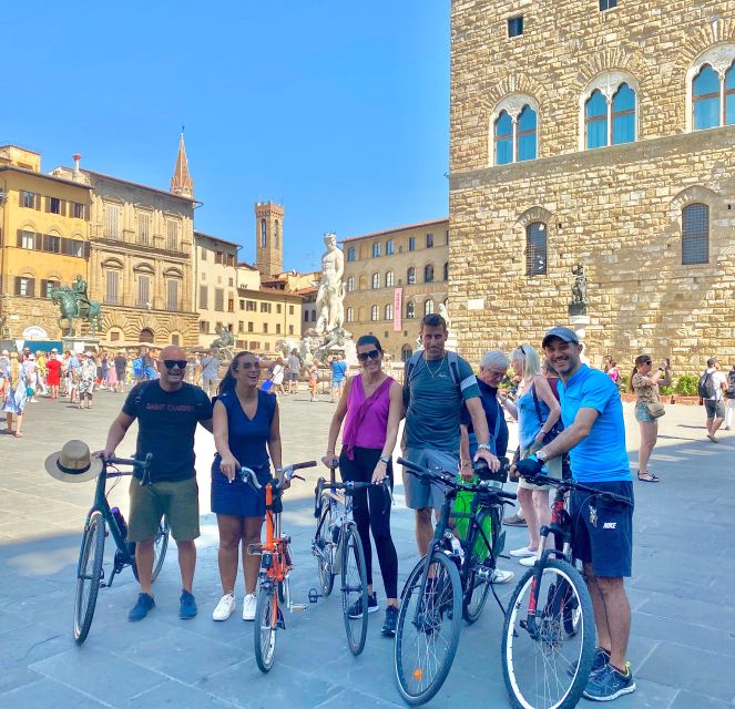 Florence: Untold Small Group Bike Tour - Piazza del Duomo and the Photo-Stop Moment That Helps You Appreciate the Scale
