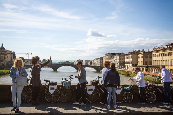 Florence Vintage Bike Tour–guided, small group or private option - Gear check: helmets, headphones, and a pace that won’t cook you