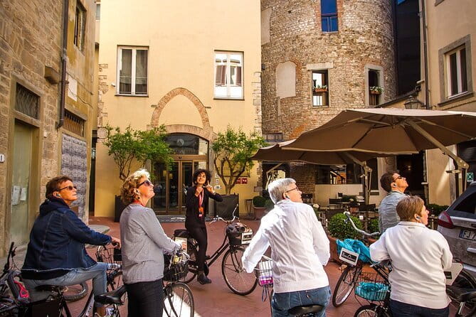 Florence Vintage Bike Tour–guided, small group or private option - Santa Maria del Fiore area: the dome’s geometry up close