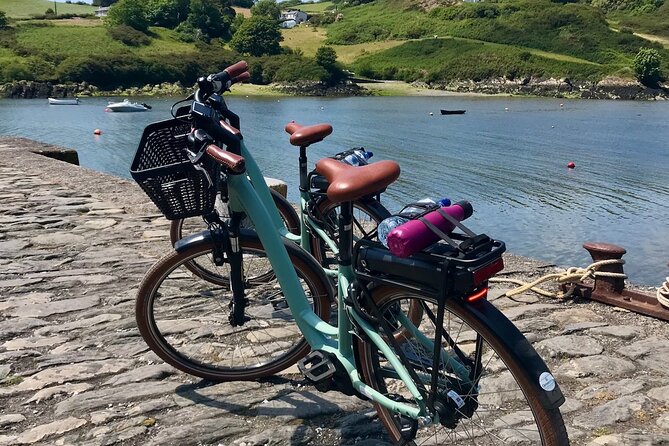 Forks, Focail and Folklore - Storytelling Tour via eBike - Learning focail: Irish words that live inside English