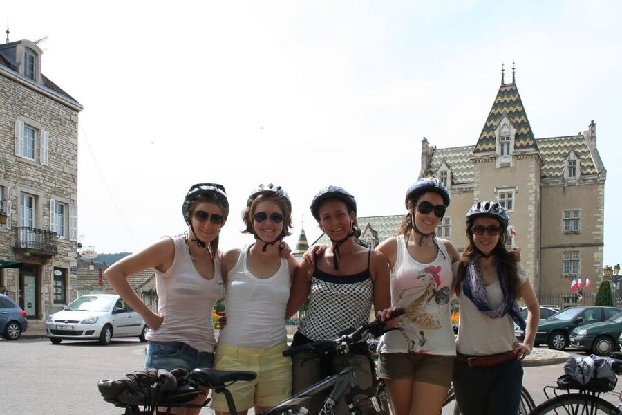 From Beaune: Full-Day Bicycle and Wine Tour in Burgundy - Chasing Grand Cru ideas: the Puligny-Montrachet downhill shift