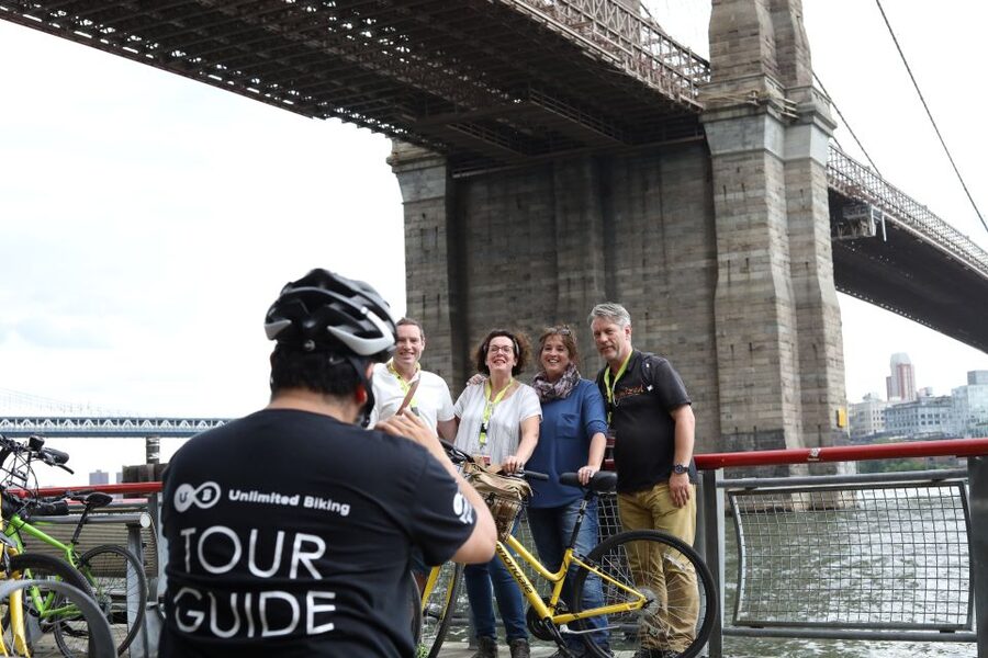 From Manhattan: 2-Hour Brooklyn Bridge Sightseeing Bike Tour - Jane’s Carousel, Plymouth Church, and Brooklyn Heights Streets