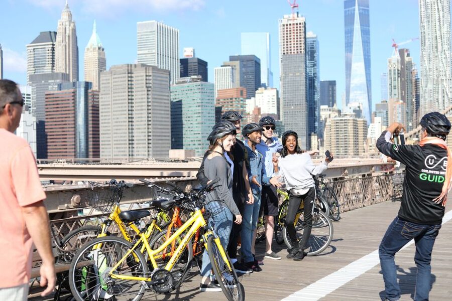 From Manhattan: 2-Hour Brooklyn Bridge Sightseeing Bike Tour - The City Hall District Climb: Why That First Uphill Matters