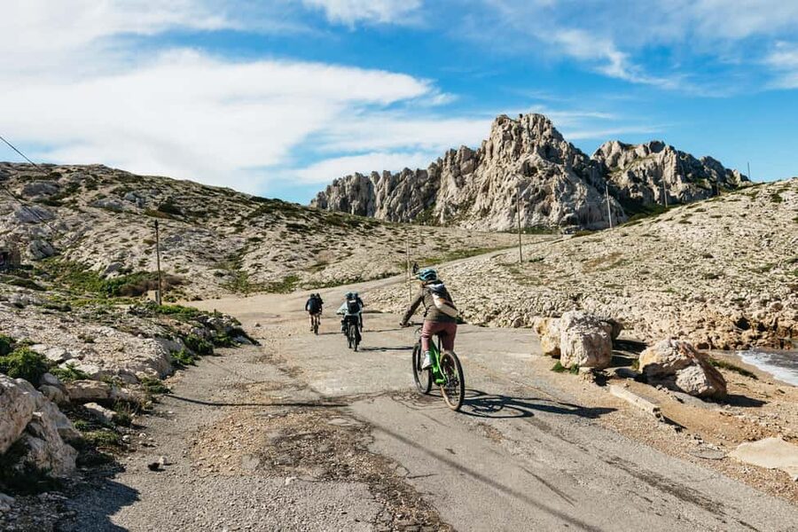 From Marseille: Guided E-Bike Tour to Calanque de Sormiou - Logistics that matter: where to meet and how to get there
